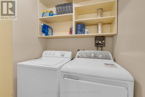 22 Procee Circle, Oro-Medonte, ON - Indoor Photo Showing Laundry Room