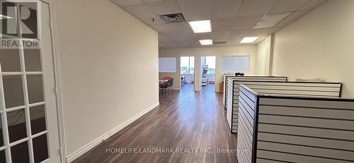 402 - 3950 14Th Avenue, Markham, ON 