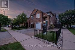 1825 HOBSON DRIVE  Burlington, ON L7L 6P9