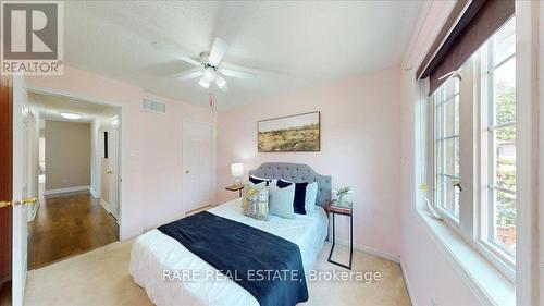 1825 Hobson Drive, Burlington, ON - Indoor Photo Showing Bedroom