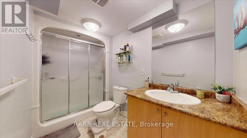 1825 Hobson Drive, Burlington, ON - Indoor Photo Showing Bathroom