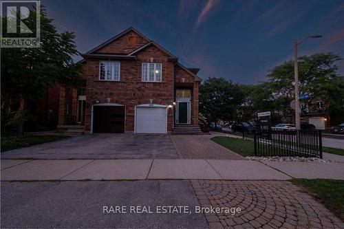 1825 Hobson Drive, Burlington, ON - Outdoor