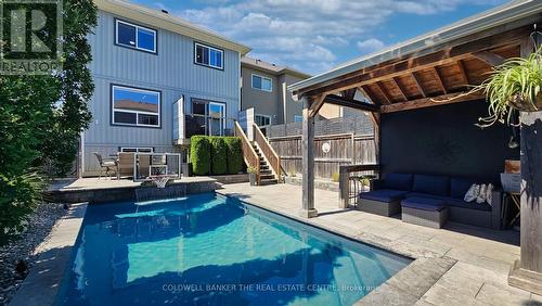 37 PEARL DRIVE  Orillia, ON L3V 0A5