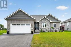 31 HILDA STREET  South Stormont, ON K0C 1P0