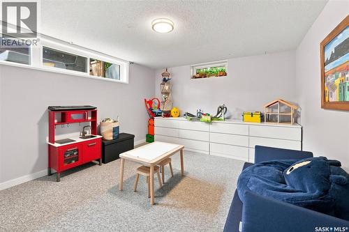 2202 Albert Avenue, Saskatoon, SK - Indoor