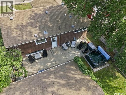 2202 Albert Avenue, Saskatoon, SK - Outdoor