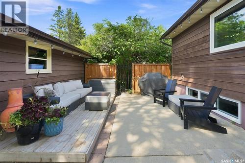 2202 Albert Avenue, Saskatoon, SK - Outdoor With Deck Patio Veranda With Exterior