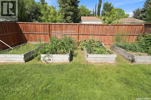 2202 Albert Avenue, Saskatoon, SK - Outdoor