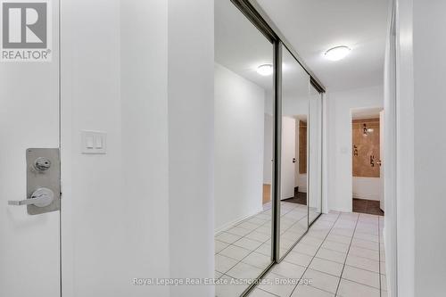 1710 - 5 Massey Square, Toronto, ON - Indoor Photo Showing Other Room