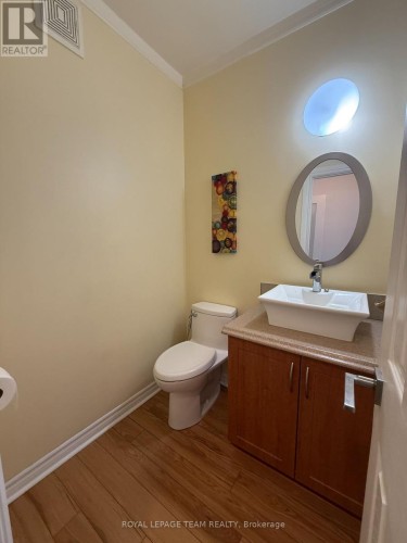 Powder Room - 31 Rastila Crescent, Ottawa, ON 