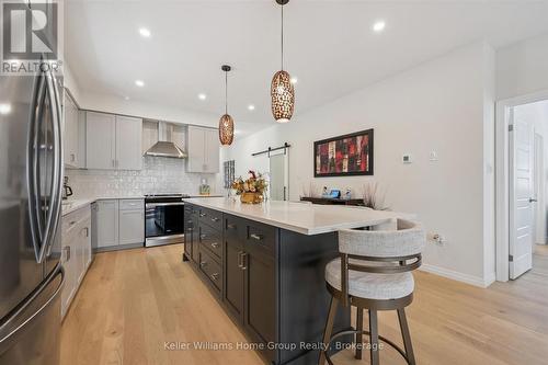 99 Harrison Street, Centre Wellington (Elora/Salem), ON - Indoor Photo Showing Kitchen With Upgraded Kitchen