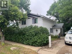 164 4th STREET W  Mankota, SK S0H 2W0