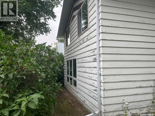 164 4Th Street W, Mankota, SK - Outdoor