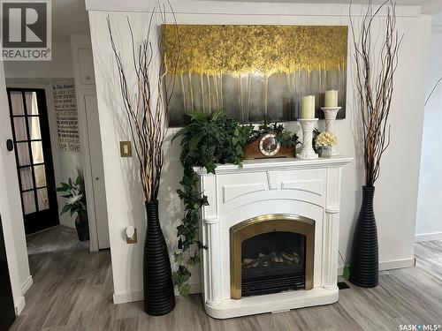 164 4Th Street W, Mankota, SK - Indoor Photo Showing Laundry Room