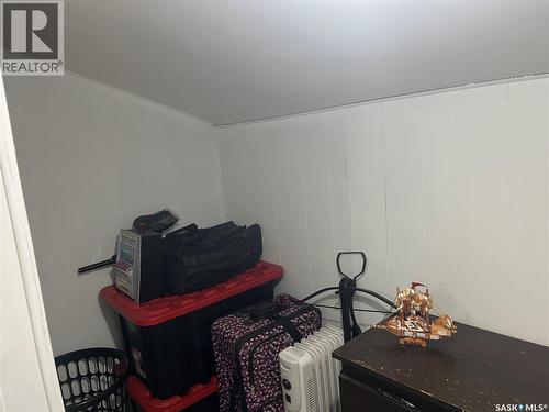 164 4Th Street W, Mankota, SK - Indoor Photo Showing Other Room