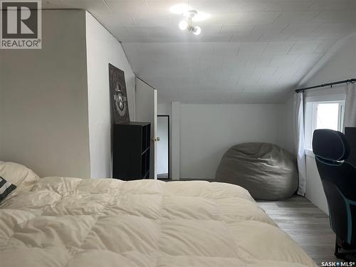 164 4Th Street W, Mankota, SK - Indoor Photo Showing Bedroom