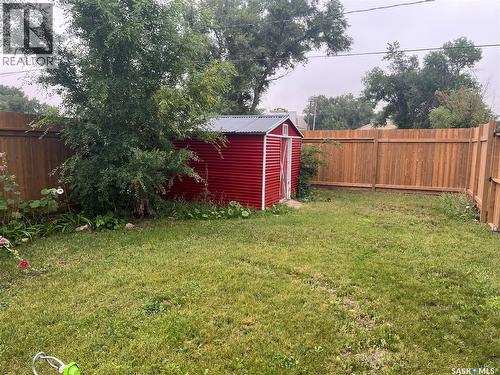164 4Th Street W, Mankota, SK - Outdoor