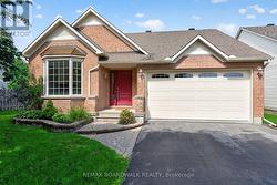 22 BURNSTEAD CRESCENT  Ottawa, ON K2M 2T7