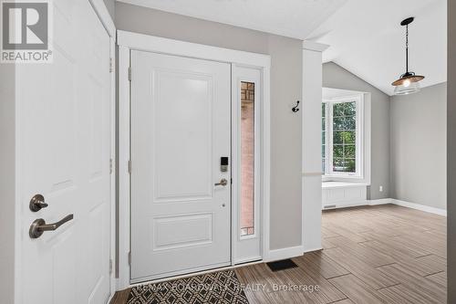 22 Burnstead Crescent, Ottawa, ON - Indoor Photo Showing Other Room