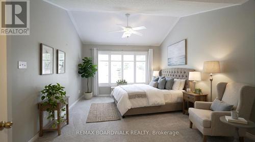 22 Burnstead Crescent, Ottawa, ON - Indoor Photo Showing Bedroom