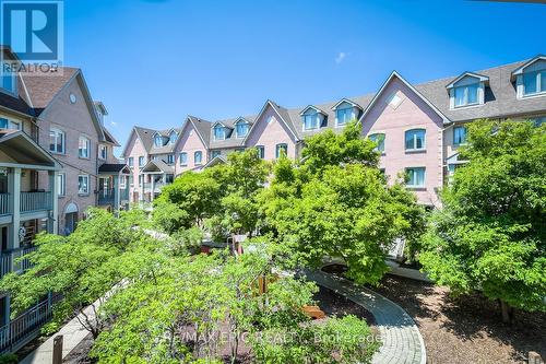 732 - 75 WELDRICK ROAD E  Richmond Hill, ON L4C 0H9