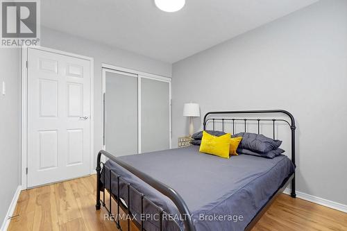 732 - 75 Weldrick Road E, Richmond Hill, ON - Indoor Photo Showing Bedroom