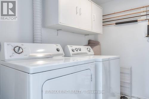 732 - 75 Weldrick Road E, Richmond Hill, ON - Indoor Photo Showing Laundry Room