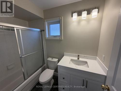 3300 Carabella Way, Mississauga, ON - Indoor Photo Showing Bathroom