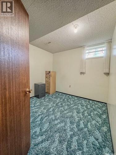 385 Aspen Drive, Swift Current, SK - Indoor