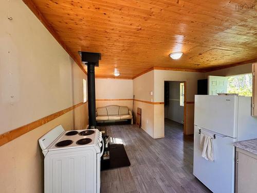 7064 West Bay Highway, Cape George, NS - Indoor Photo Showing Laundry Room