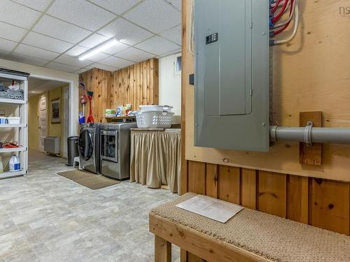 109 Old Trunk 1, Deep Brook, NS - Indoor Photo Showing Laundry Room