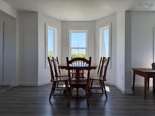 2539 Melbourne Road, Pinkneys Point, NS - Indoor Photo Showing Dining Room