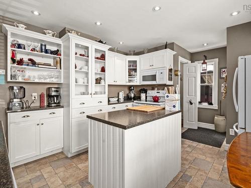 344 Gray Street, Windsor, NS - Indoor Photo Showing Kitchen