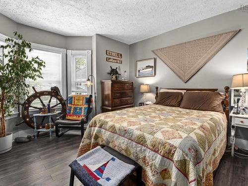 344 Gray Street, Windsor, NS - Indoor Photo Showing Bedroom