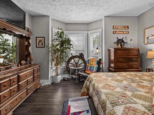 344 Gray Street, Windsor, NS - Indoor Photo Showing Bedroom