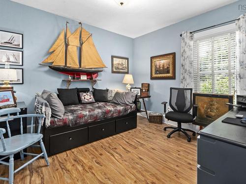 344 Gray Street, Windsor, NS - Indoor Photo Showing Bedroom