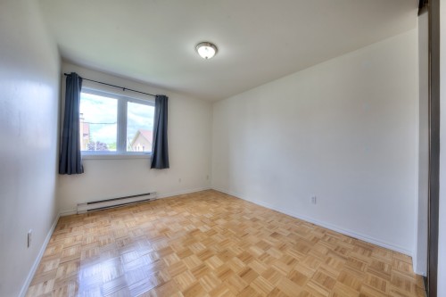 Chambre à coucher - 201-2050 Rue De Magenta, Laval (Vimont), QC - Indoor Photo Showing Other Room