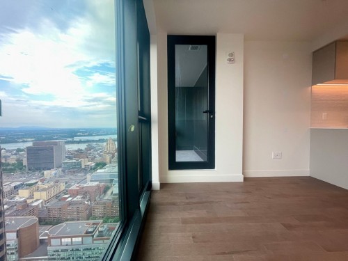 Salon - 4508-1210 Rue Jeanne-Mance, Montréal (Ville-Marie), QC - Indoor Photo Showing Other Room