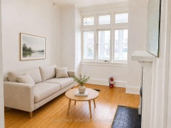916 Woodbine Avenue  Toronto, ON M4C 4B7