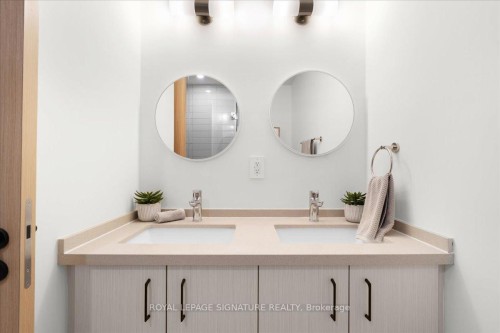 306-3427 Sheppard Avenue E, Toronto, ON - Indoor Photo Showing Bathroom