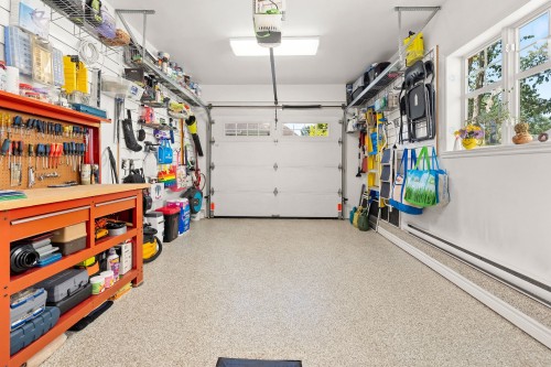 Garage - 3996 Rue Sylvia-Daoust, Québec (Sainte-Foy/Sillery/Cap-Rouge), QC - Indoor Photo Showing Garage