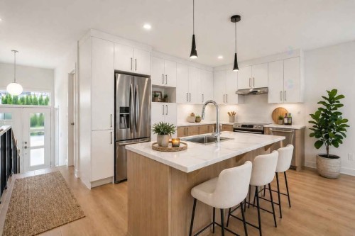 Cuisine - 2 Rue Olivia, Saint-Lin/Laurentides, QC - Indoor Photo Showing Kitchen With Double Sink With Upgraded Kitchen