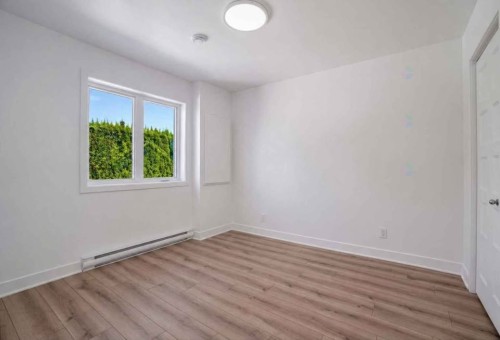 Chambre à coucher - 2 Rue Olivia, Saint-Lin/Laurentides, QC - Indoor Photo Showing Other Room