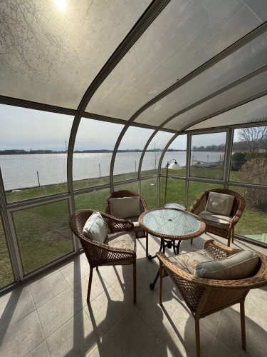 Sun Room - 918 Ch. Duhamel, Pincourt, QC -  With Exterior