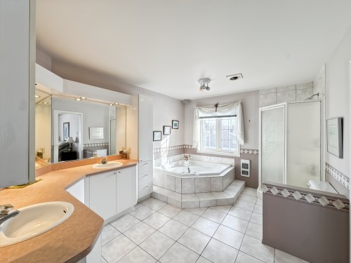Master Bathroom - 918 Ch. Duhamel, Pincourt, QC - Indoor Photo Showing Bathroom