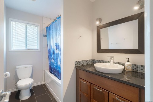 159 Emery Way, Nanaimo, BC 
