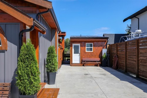 1960 19Th Ave, Campbell River, BC 
