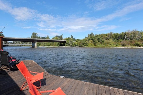 1960 19Th Ave, Campbell River, BC 