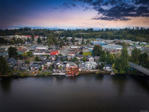 1960 19Th Ave, Campbell River, BC 