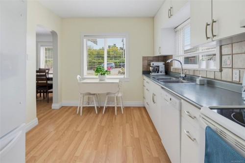 193 Quincy St, View Royal, BC 